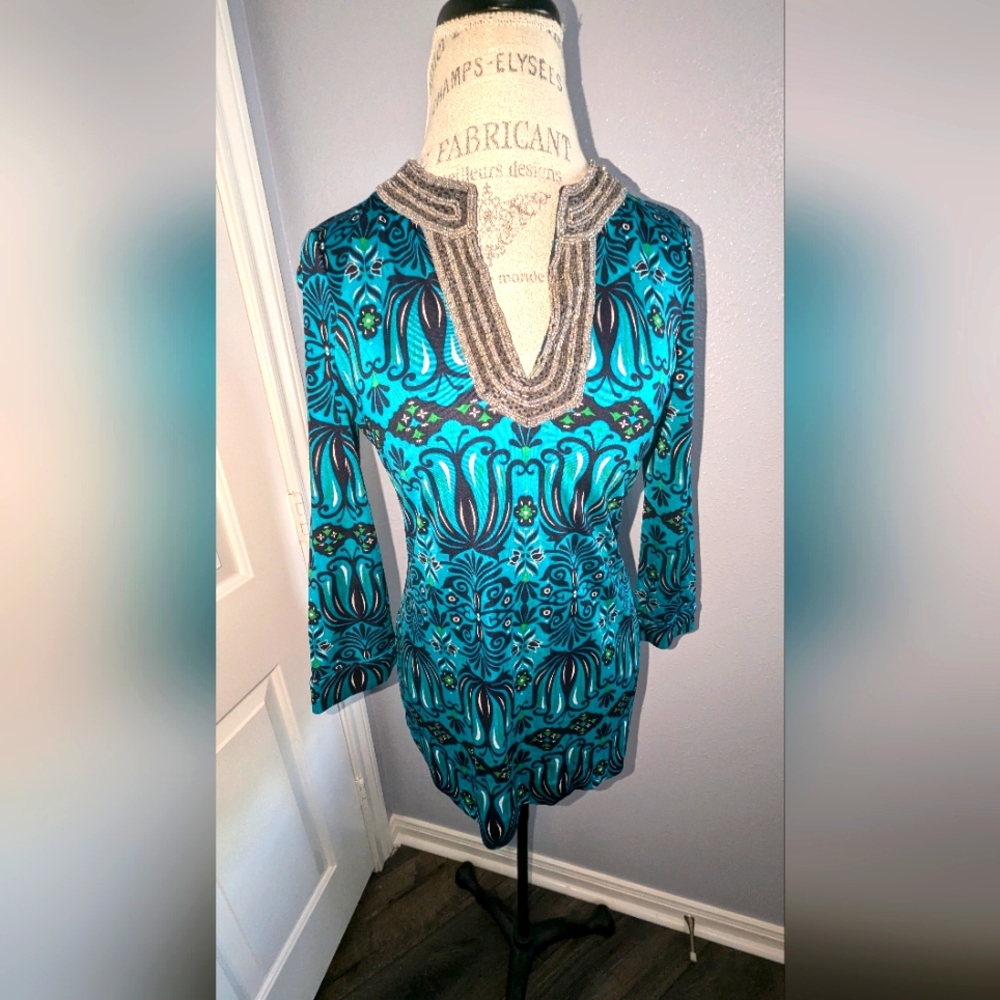 Tory Burch size Small